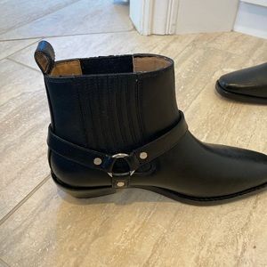 Madewell western ankle boot. New. Never worn